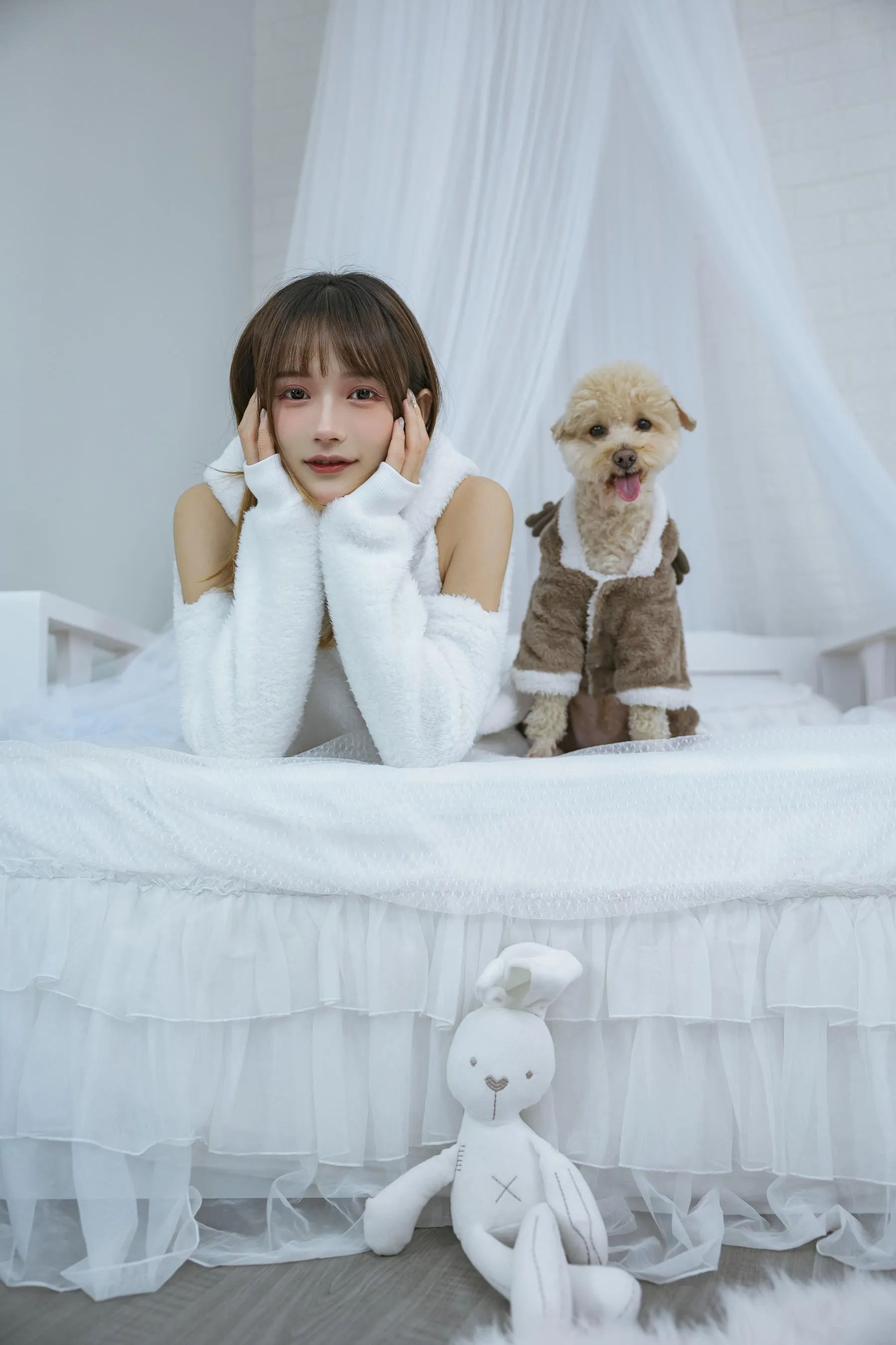 兔子Zzz不吃胡萝卜 – NO.112 温馨少女与宠物们 [24P]插图9